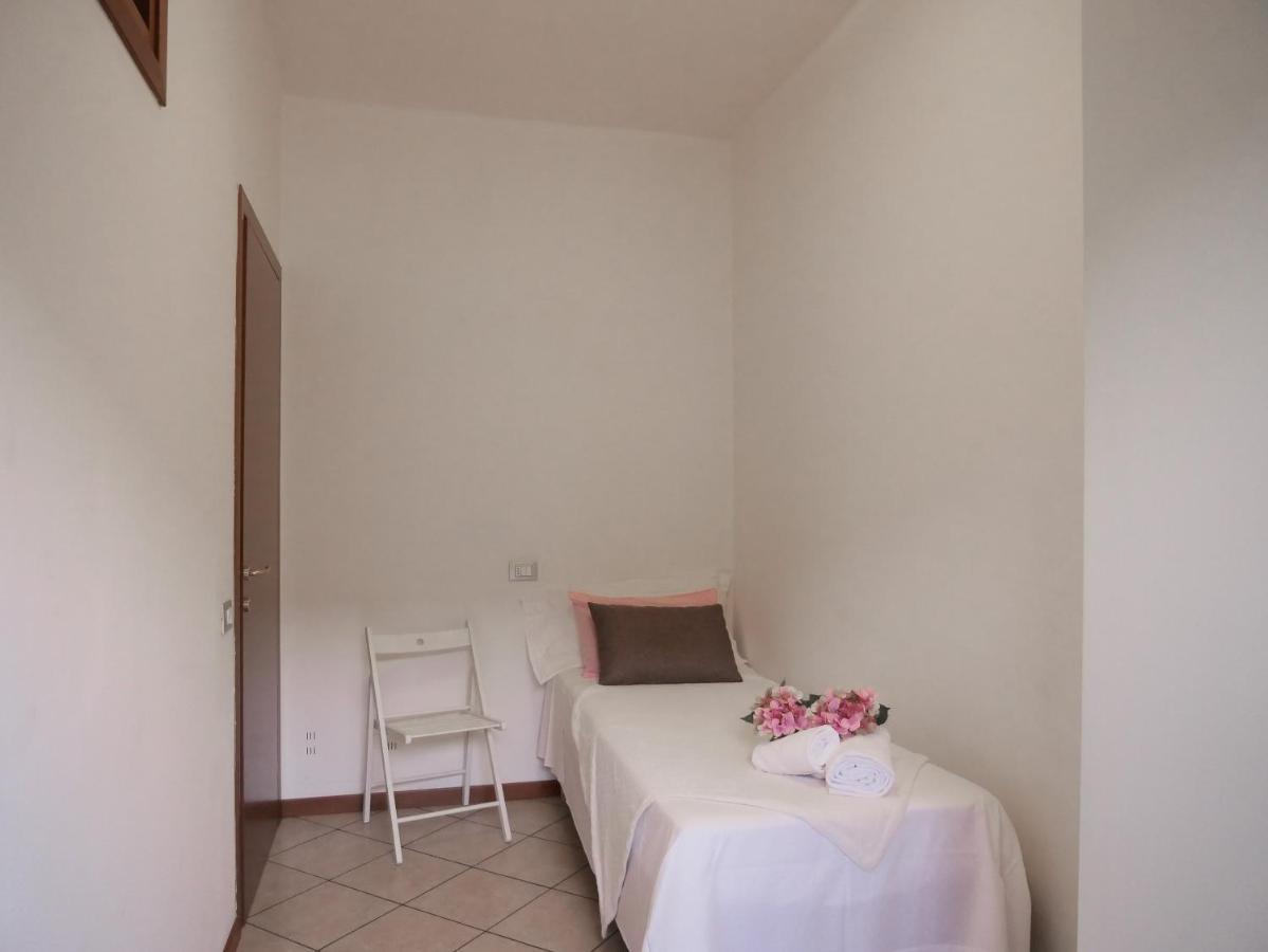 Diadema Pink - Immobili E Soluzioni Rent Apartment Бергамо Екстериор снимка