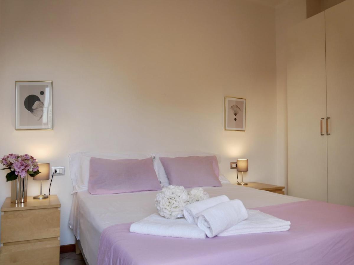 Diadema Pink - Immobili E Soluzioni Rent Apartment Бергамо Екстериор снимка
